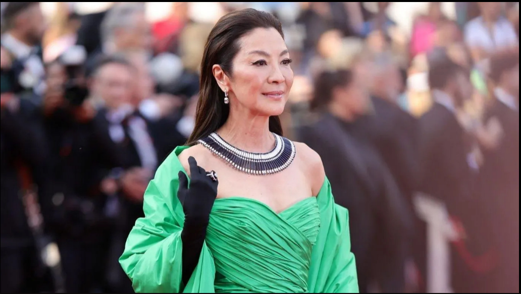 Dương Tử Quỳnh khoe nhan sắc ở tuổi 61 chiếm trọng spotlight tại LHP Cannes 2023 - Ảnh 1